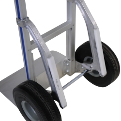 Carretilla de mano aluminio 200 Kg con refuerzos ruedas macizas - zoom en las barras de refuerzo