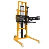 Vista en 3/4 del Apilador basculante de barril 450 kg elevación 2100 mm - uñas ajustables