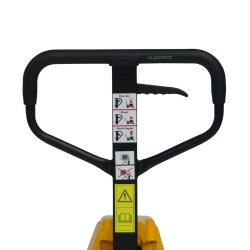 Vista del timon de la transpaleta elevadora manual ancha monocilíndrica 1000 kg - Horquillas 1500mm