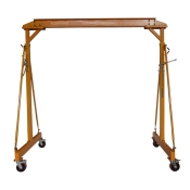 Foto frontal general pórtico grúa móvil 1500