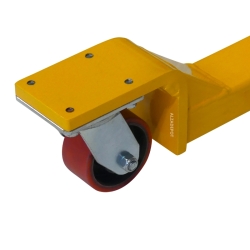 Zoom a las ruedas fijas del Apilador elevador de bobinas 1000 kg