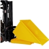 Vista 3/4 con carretilla del contenedor autobasculante amarillo inclinado  - 1100 litros